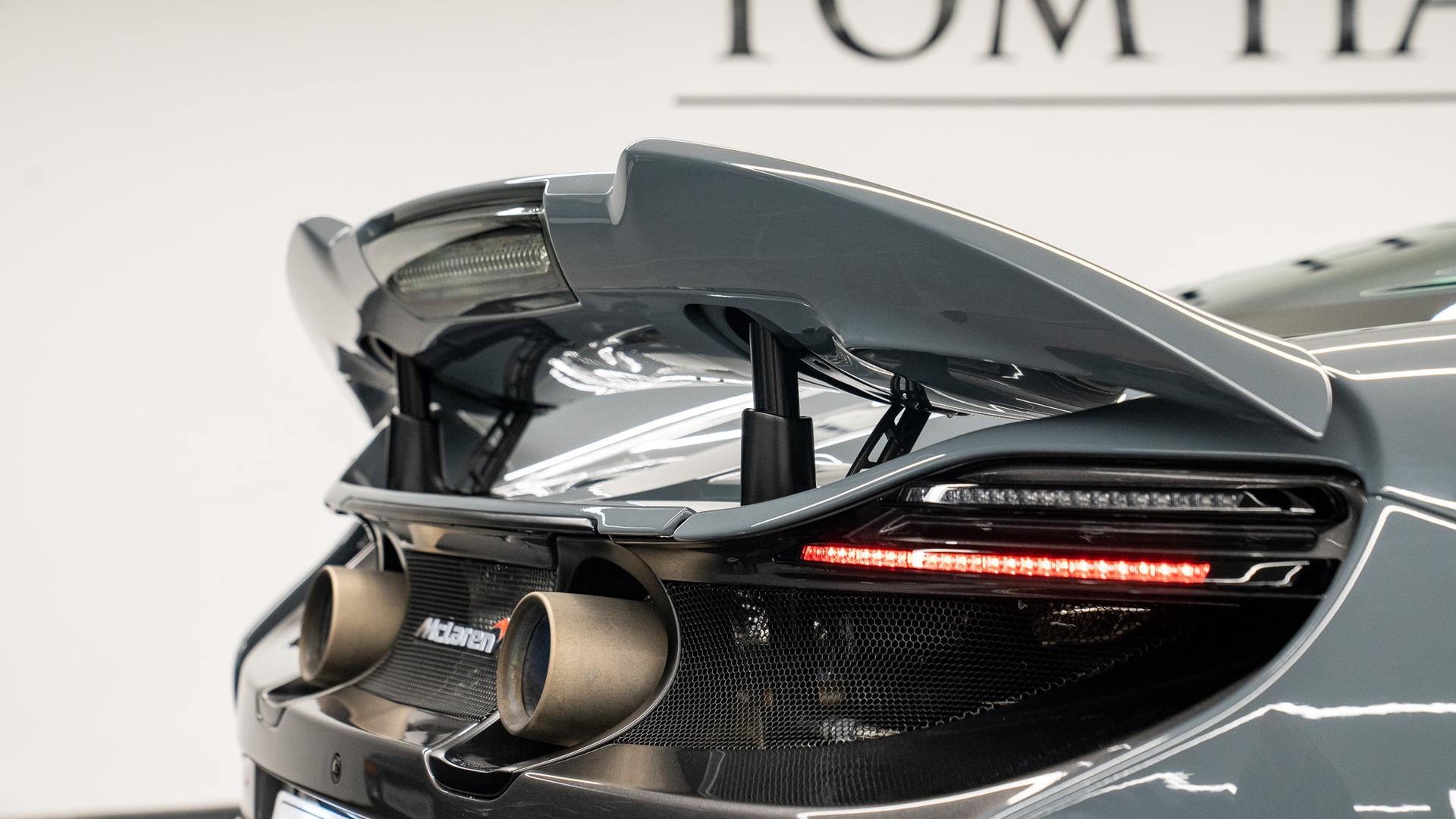 McLaren 675 LT Photo 4b053799-8c6f-4229-b0a1-2763e91ed05e.jpg