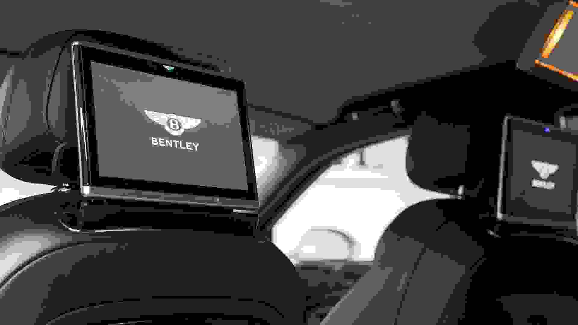 Bentley Mulsanne Photo 4b0a558b-b1d6-45fc-adf1-5f7d65bb7a85.jpg
