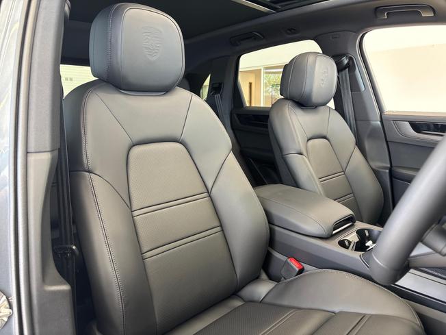 PORSCHE Cayenne Photo 14