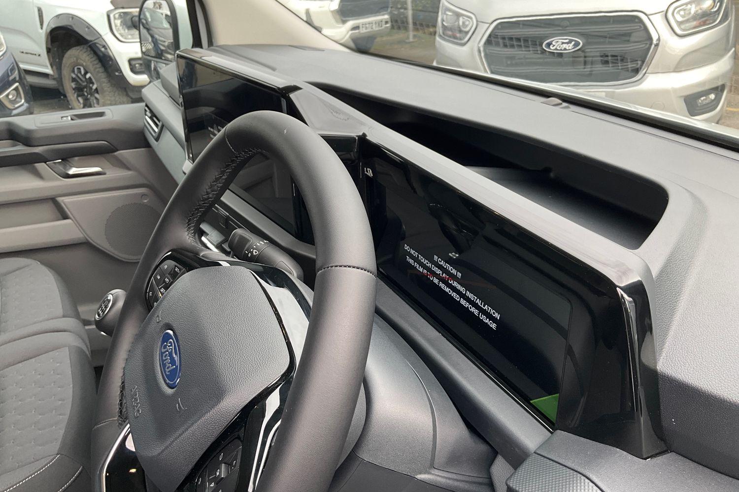 Ford TRANSIT CUSTOM Photo 26