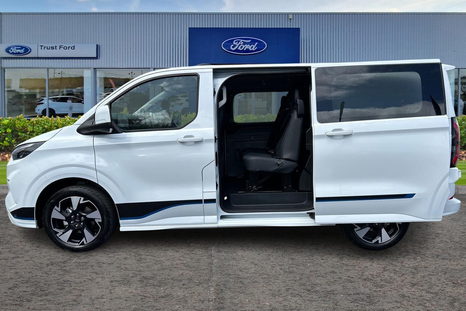 Ford TRANSIT CUSTOM Photo 5
