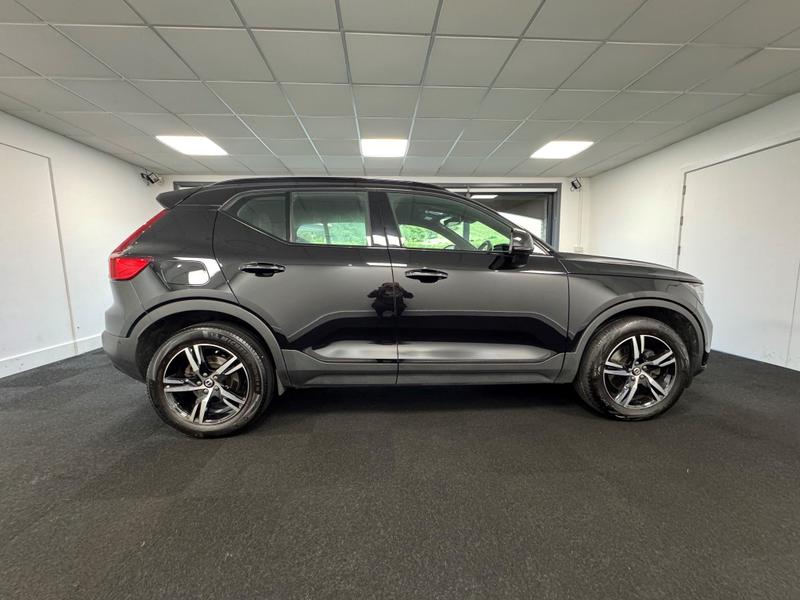 Volvo XC40 Photo 4b42b3ce-5f13-4555-98f0-ac64b46538c0.jpg
