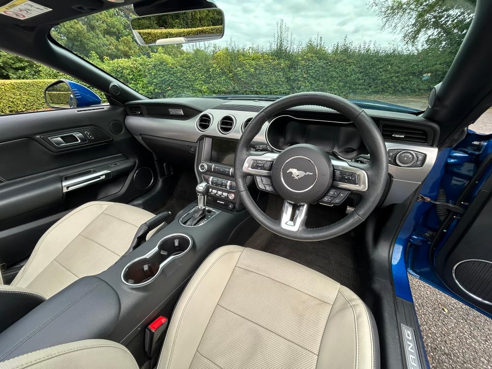 Used Ford Mustang AF18AGZ 32