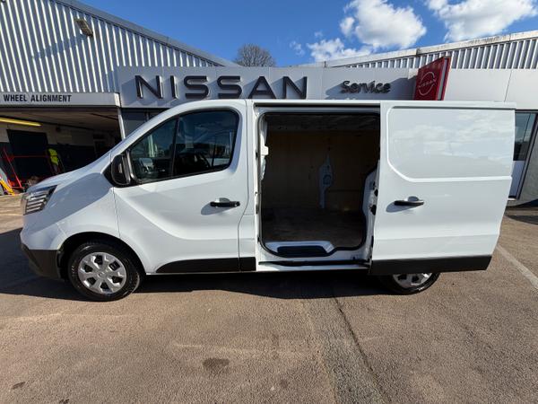 Used Renault Trafic HK23VYB 8
