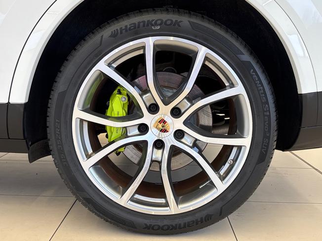 PORSCHE Cayenne Photo 24