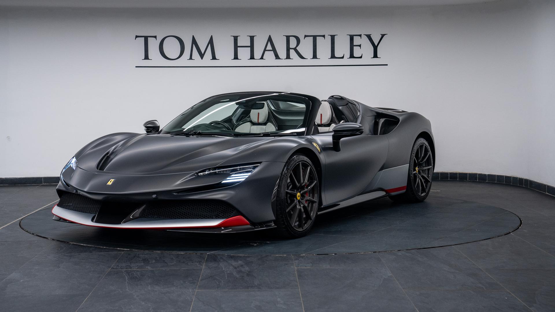 Ferrari SF90 Spider Assetto Fiorano Photo 4b9f46b5-61ea-46eb-8f12-14395a606664.jpg