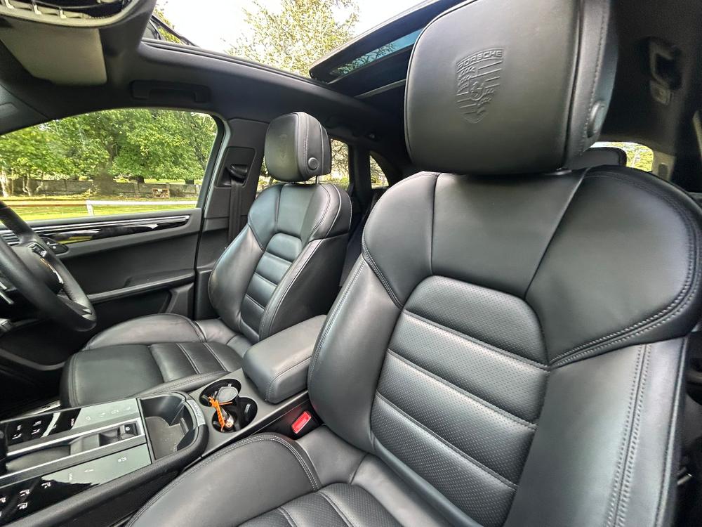 Used Porsche Macan YO72UHW 32