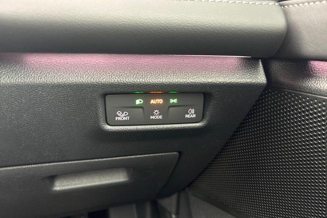 VOLKSWAGEN  Tiguan  Photo 26