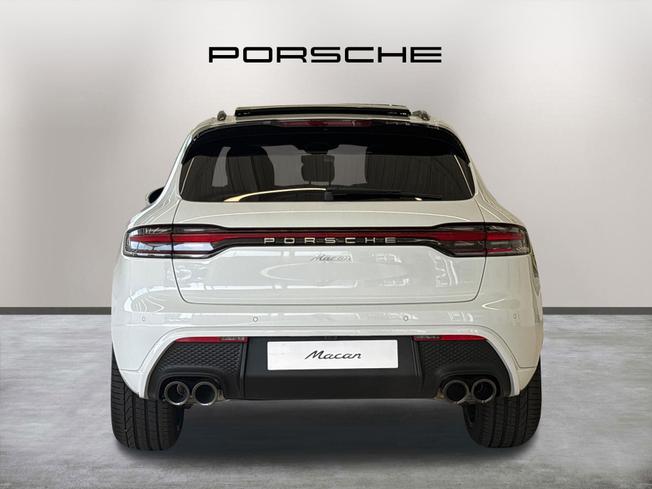 PORSCHE Macan Photo 6