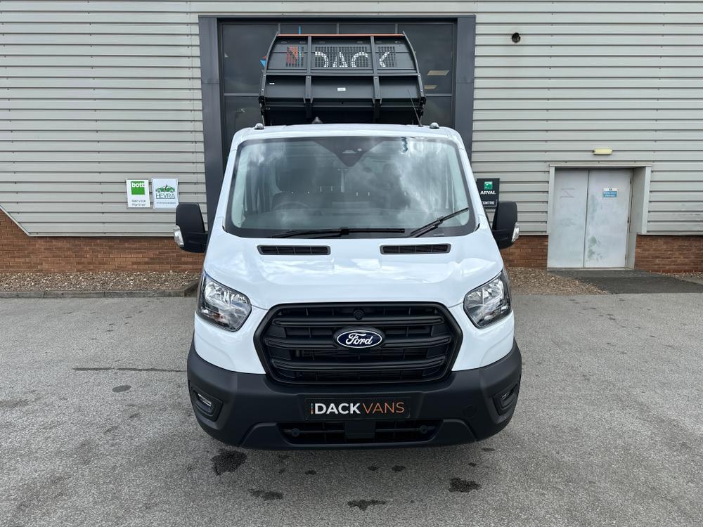 Ford Transit Photo 4be9a73e-9cd1-414f-bde9-3e97be163279.jpg