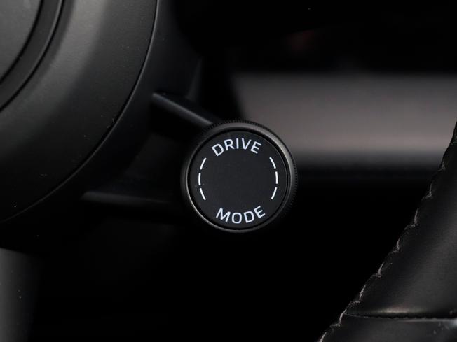 PORSCHE Taycan Photo 21