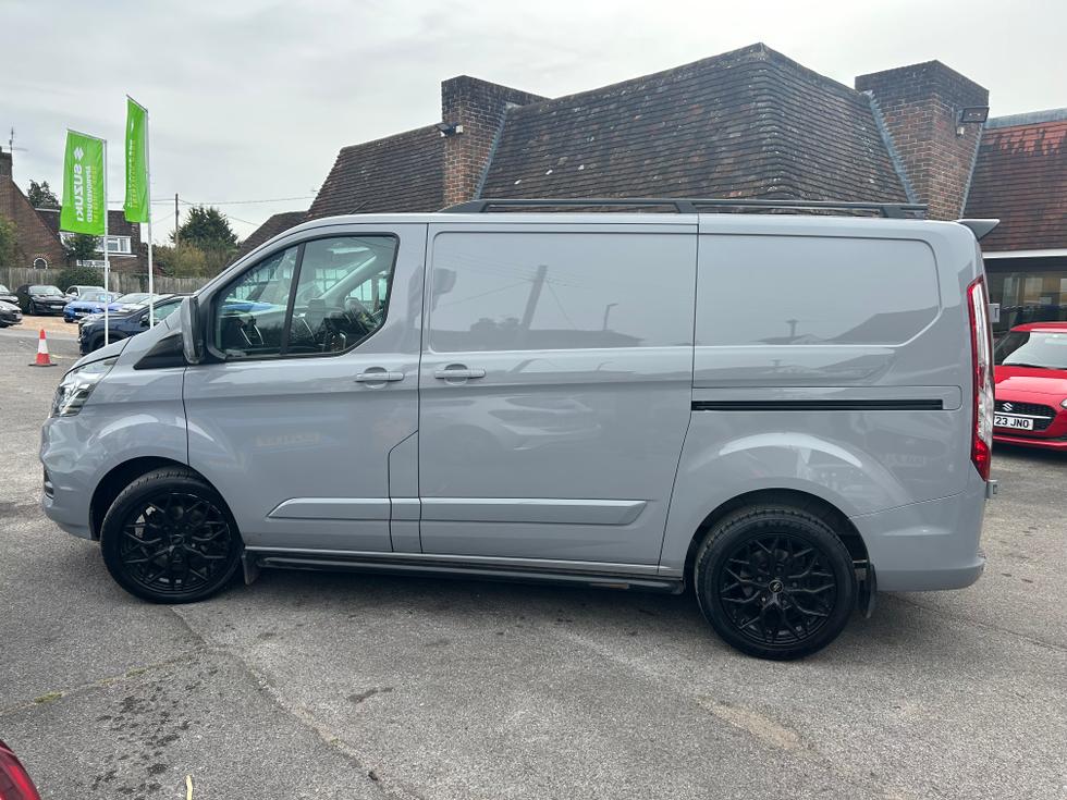 Ford Transit Custom Photo 4bfa43c0-fbab-4722-a1e6-88ad5e80debe.jpeg