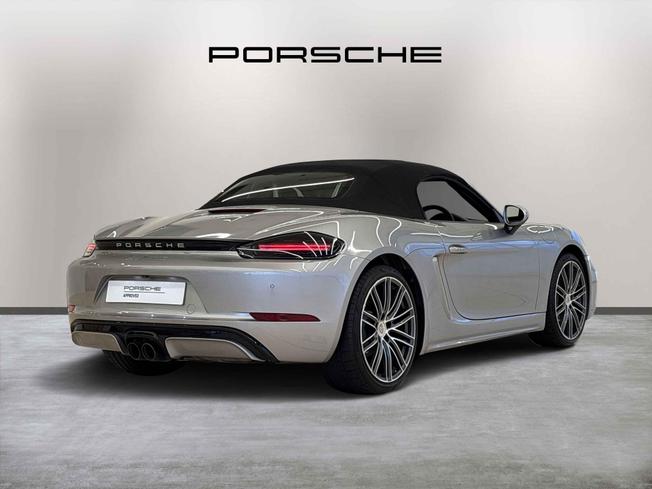 PORSCHE 718 Boxster Photo 12