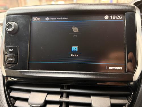 Peugeot 208 Photo 4c1c0c34-b74d-4ebf-924e-bfd0ef36f308.jpeg