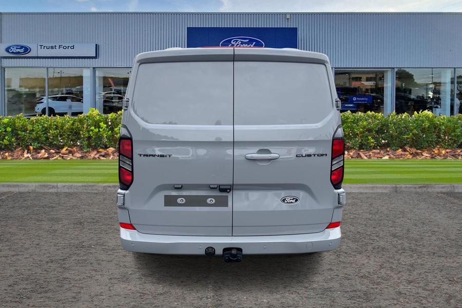 Ford TRANSIT CUSTOM Photo 4c1fb8f5-184d-4268-9209-067aade33c3b.jpg