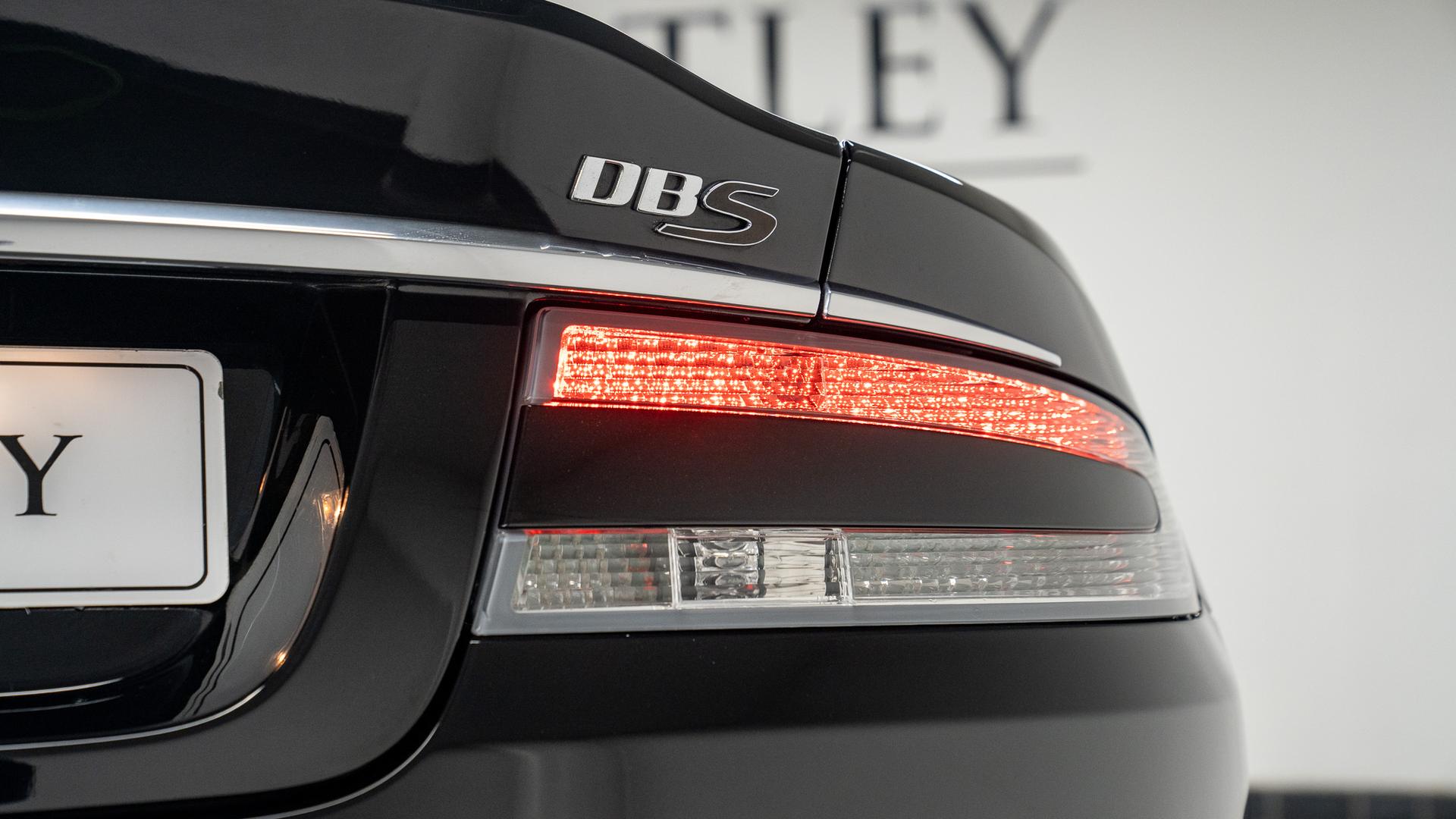 Aston Martin DBS Photo 4c203807-ce29-4a9c-b3c3-1347e6aca8df.jpg