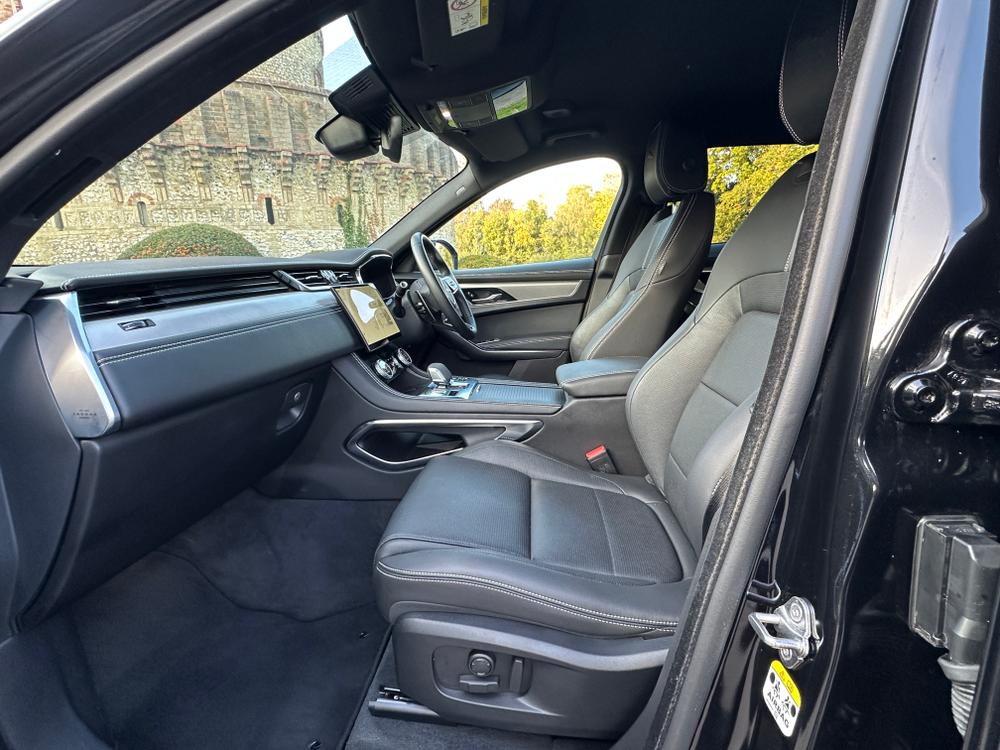 Used Jaguar F-PACE KP73HNM 24