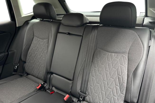 VOLKSWAGEN  Tiguan Photo 9