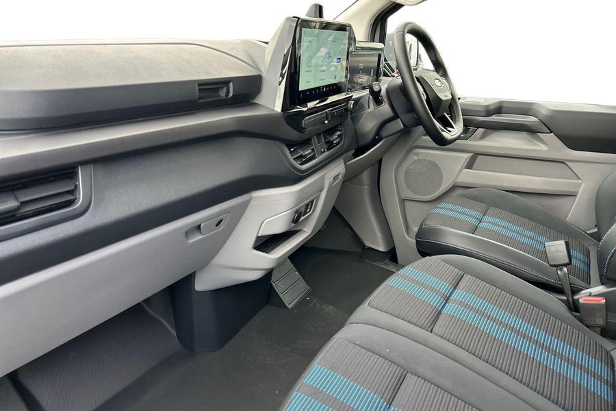Ford TRANSIT CUSTOM Photo 4c401ea2-3232-4b56-9e68-1ff0c919fbf3.jpg