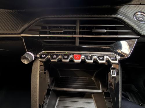 Peugeot 208 Photo 4c4d55d5-1b26-4f08-ba62-bc21f37b73ba.jpeg