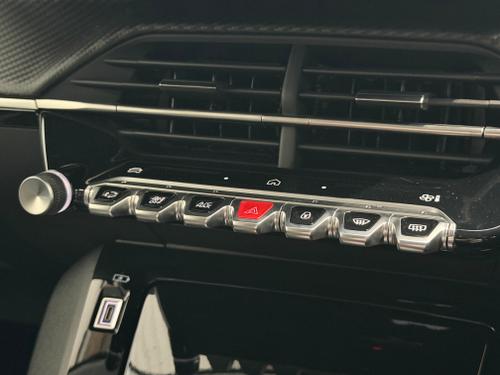 Peugeot 208 Photo 4c65c368-f095-4a96-becf-4851b02e7161.jpeg