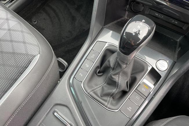 VOLKSWAGEN Tiguan Photo 17