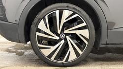 VOLKSWAGEN ID.4 Photo 5