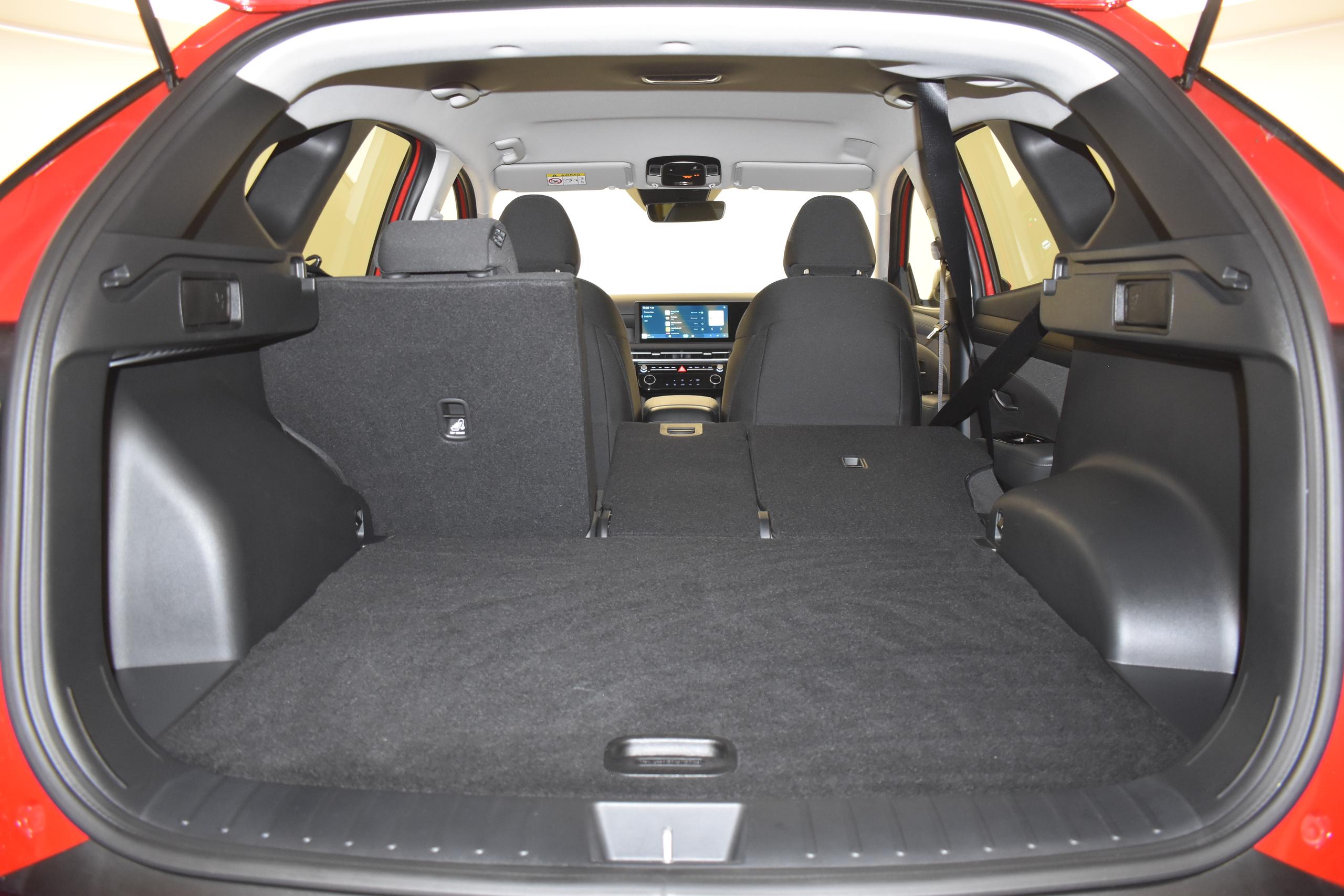 2025 HYUNDAI TUCSON 1.6T Plug-in Hybrid Advance 5dr Auto - vehicle photo 28 for sale on PureCar