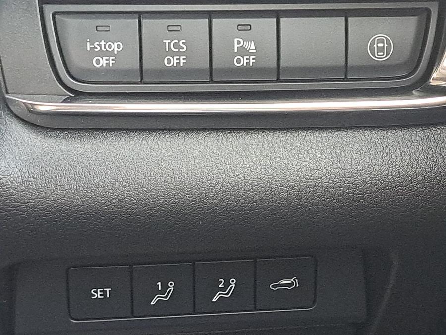 Mazda CX-30 Photo 4cbdfb6b-26d6-4e5c-a993-abd915b0c006.jpg