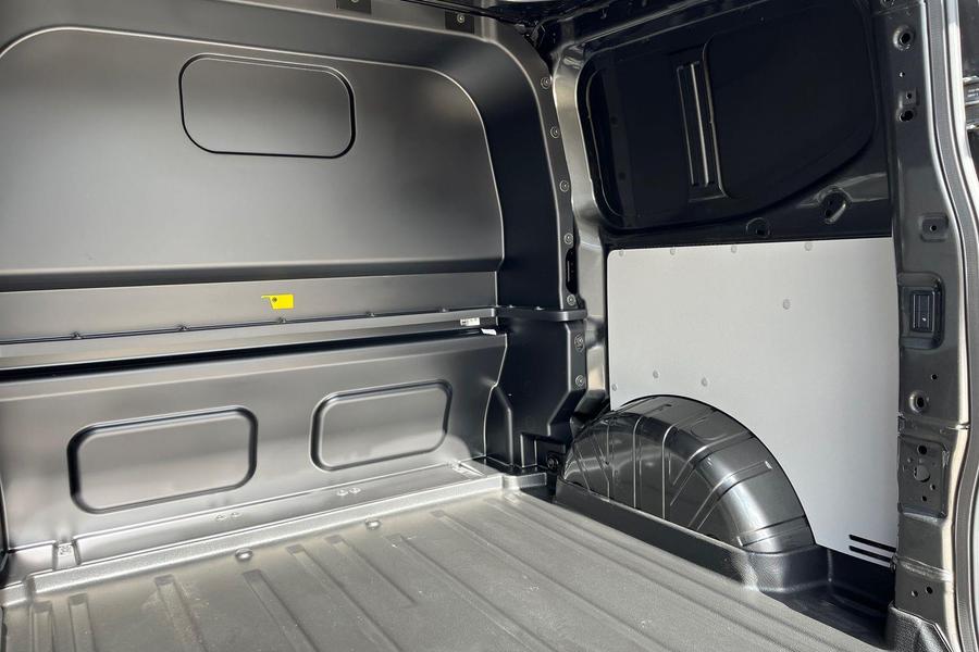 Ford TRANSIT CUSTOM Photo 4cbeffba-9573-4eab-a5f1-ac590b1d16bb.jpg