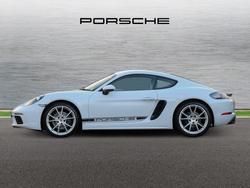 PORSCHE 718 Cayman Photo 5