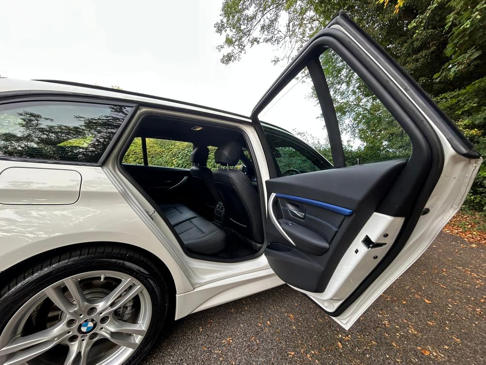 Used BMW 3 Series LJ68ODR 27