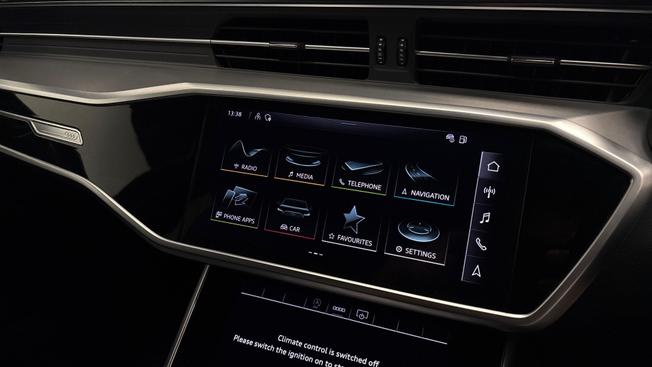 AUDI A6 Saloon Photo 8