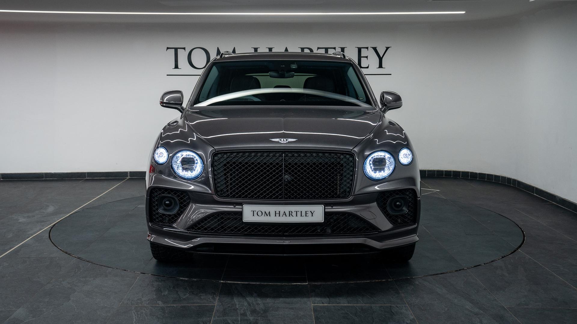 Bentley Bentayga Photo 4d115c24-b378-4914-a644-f3499df577d5.jpg