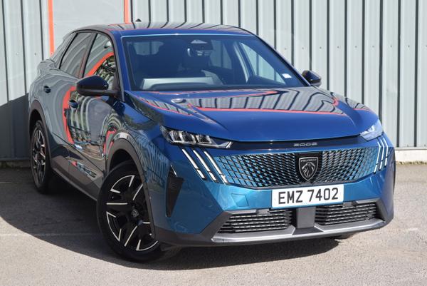 Used 2024 Peugeot 3008 1.2 Hybrid 136 Allure 5dr e-DSC6 Blue at SERE Motors
