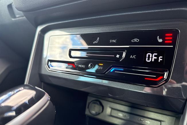 VOLKSWAGEN Tiguan Photo 40