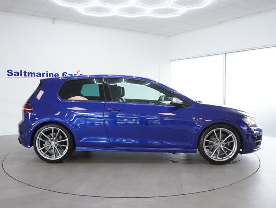 Volkswagen Golf Photo 4d5580f7-9c7a-4353-80c8-ff9b5e499b6e.jpg