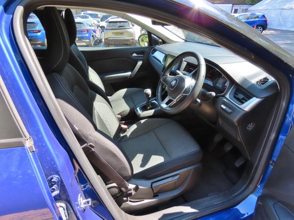 Used Renault Captur HJ71GRZ 17