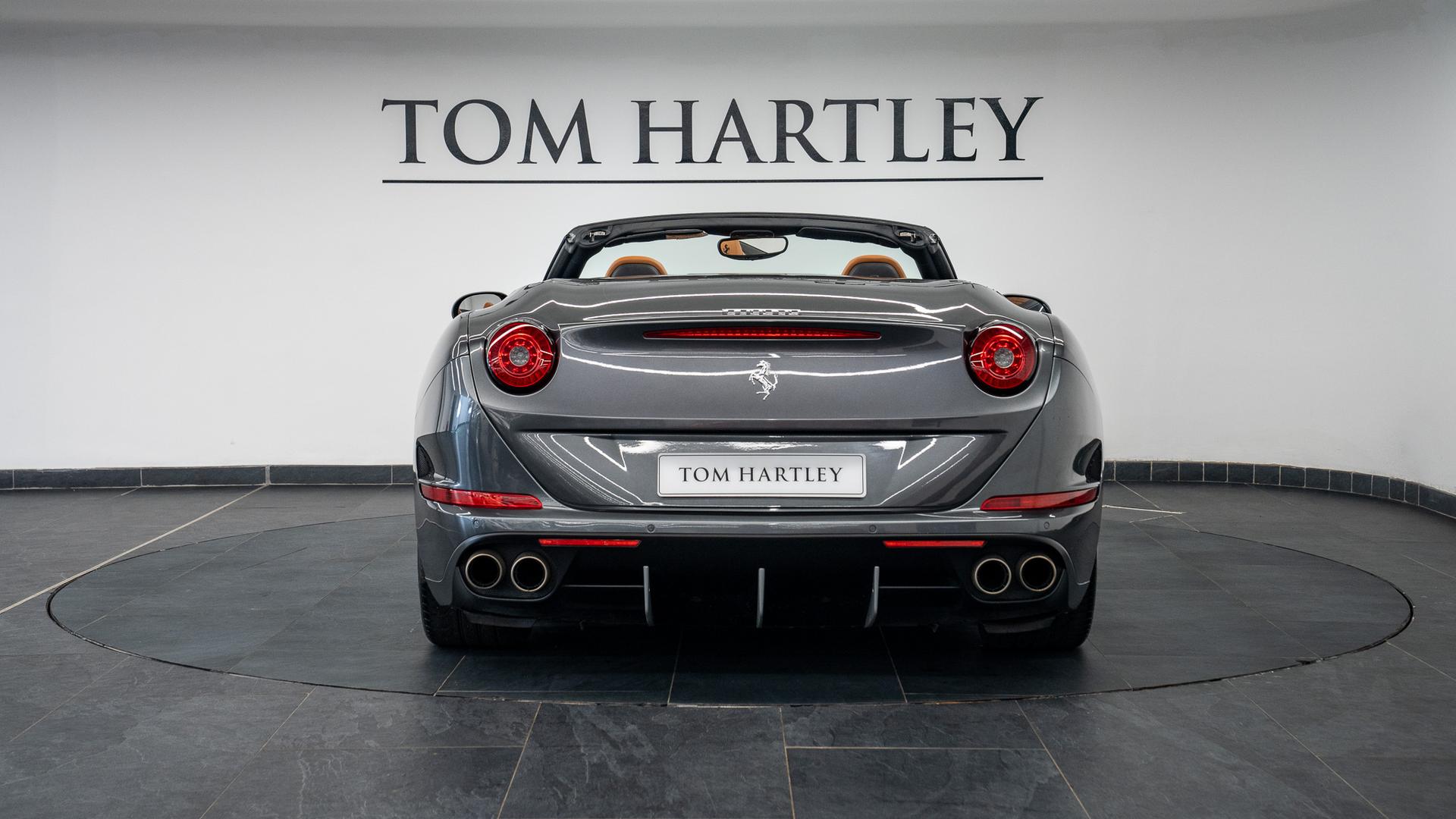 Ferrari California Photo 4d596b25-debf-4948-b39a-5b26fcf0a514.jpg