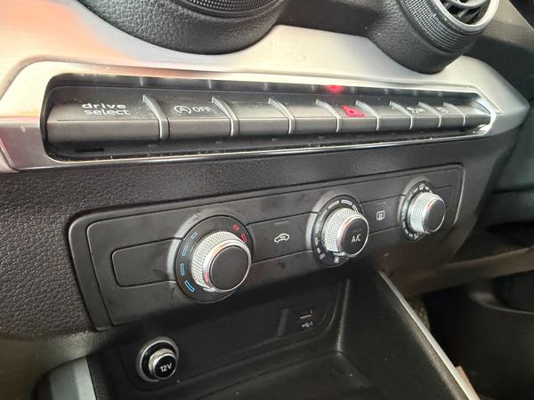 Used Audi Q2 VK18HMZ 18
