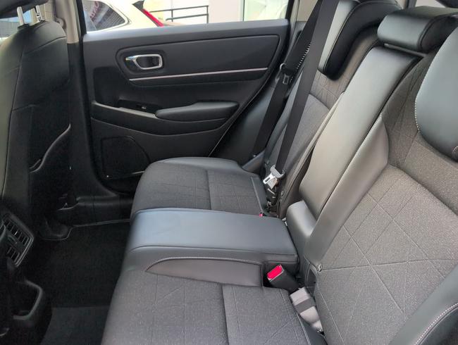 Honda HR-V Photo 4d8cf164-57a8-44cb-9dc2-f7e9c4b802c7.jpg