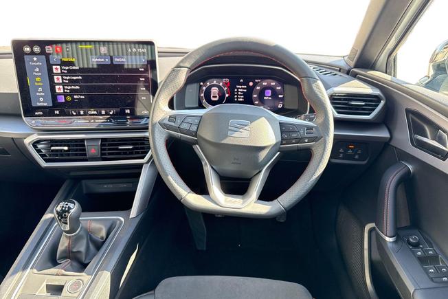SEAT Leon Photo 11