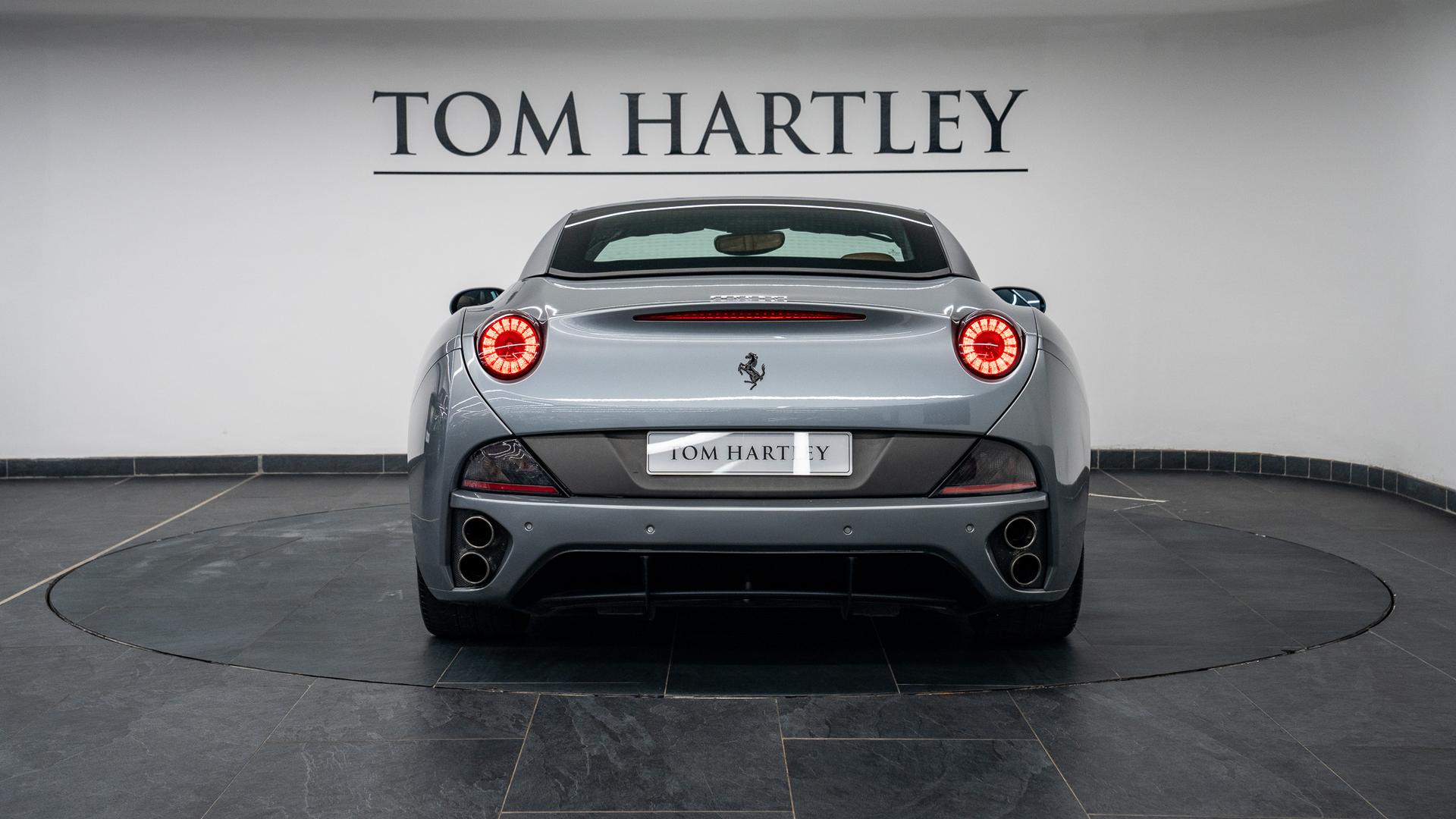 Ferrari California Photo 4d98baed-8703-4f2a-b738-d71faece75bd.jpg