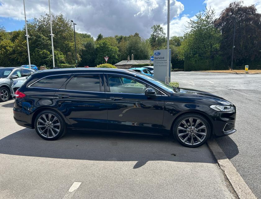 Ford Mondeo Photo 4da44bf3-d15f-4fa2-a665-f67ec4424a9d.jpg