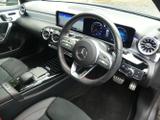 Mercedes-Benz A Class Photo 18