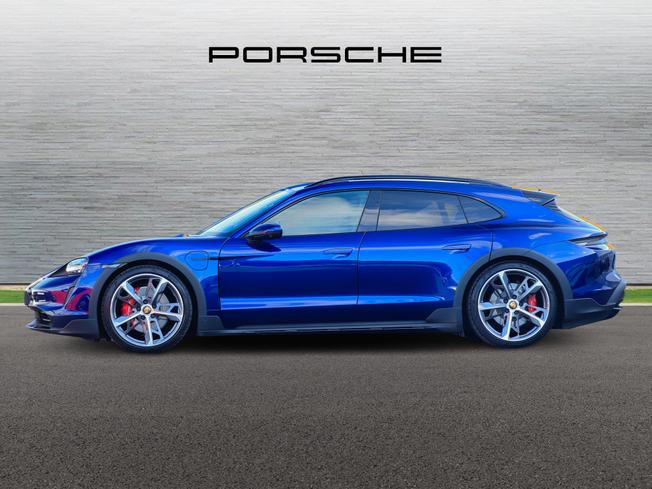 PORSCHE Taycan Photo 5