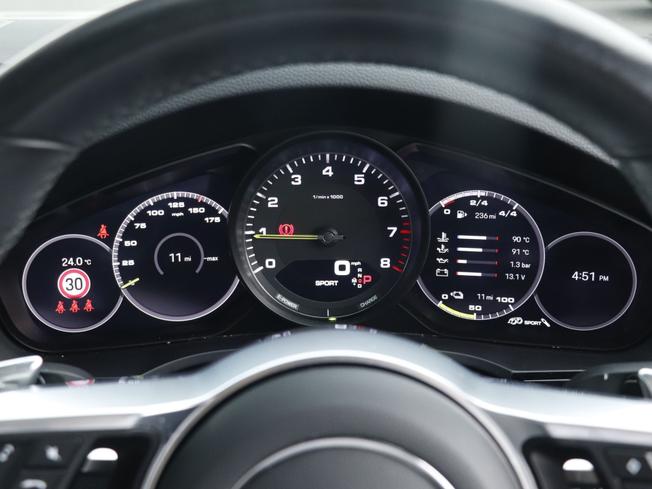 PORSCHE Cayenne Photo 31