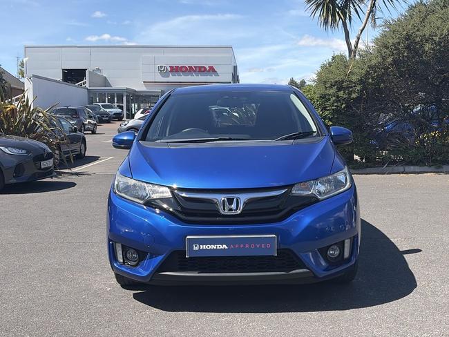 Honda Jazz Photo 4df5102e-6c0a-4e95-b496-48e23b80e5d0.jpg