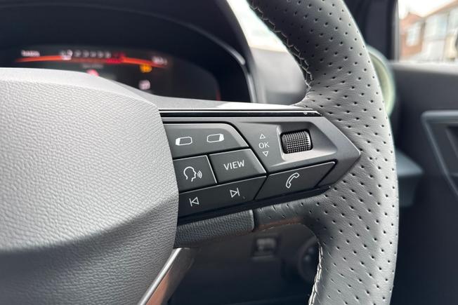 SEAT Ibiza Photo 17