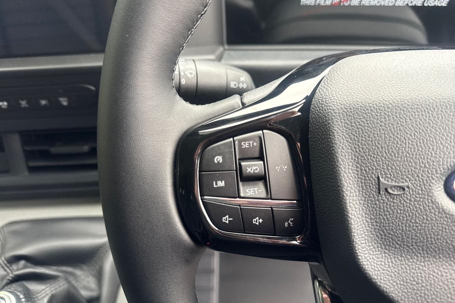 Used Ford TRANSIT CUSTOM CUSTOMTRAIL01 27